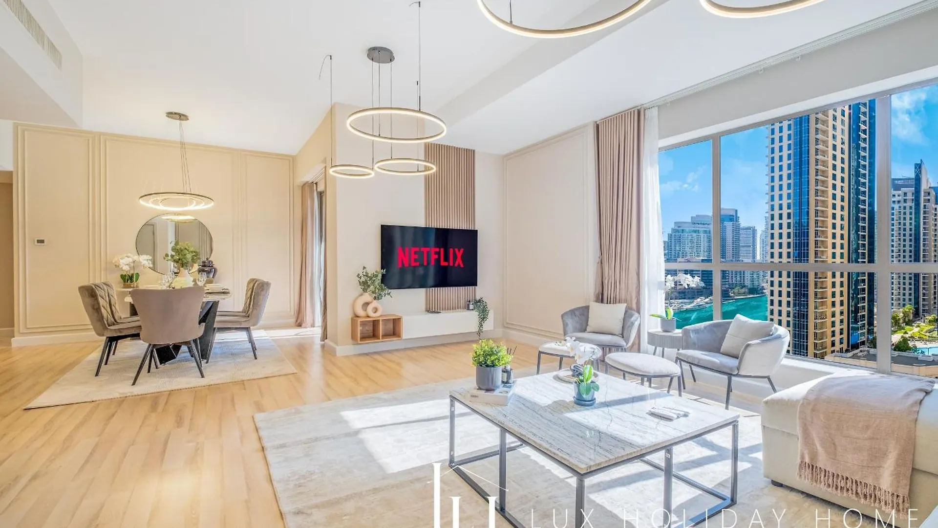 Lux The Luxurious Central Jbr Suite 2 Dubai