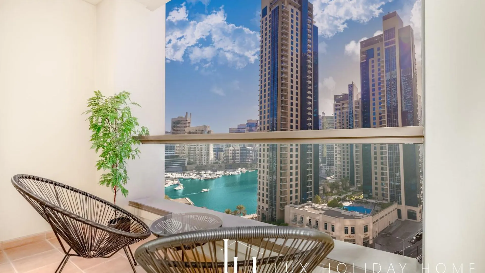 Lux The Luxurious Central Jbr Suite 2 Dubai
