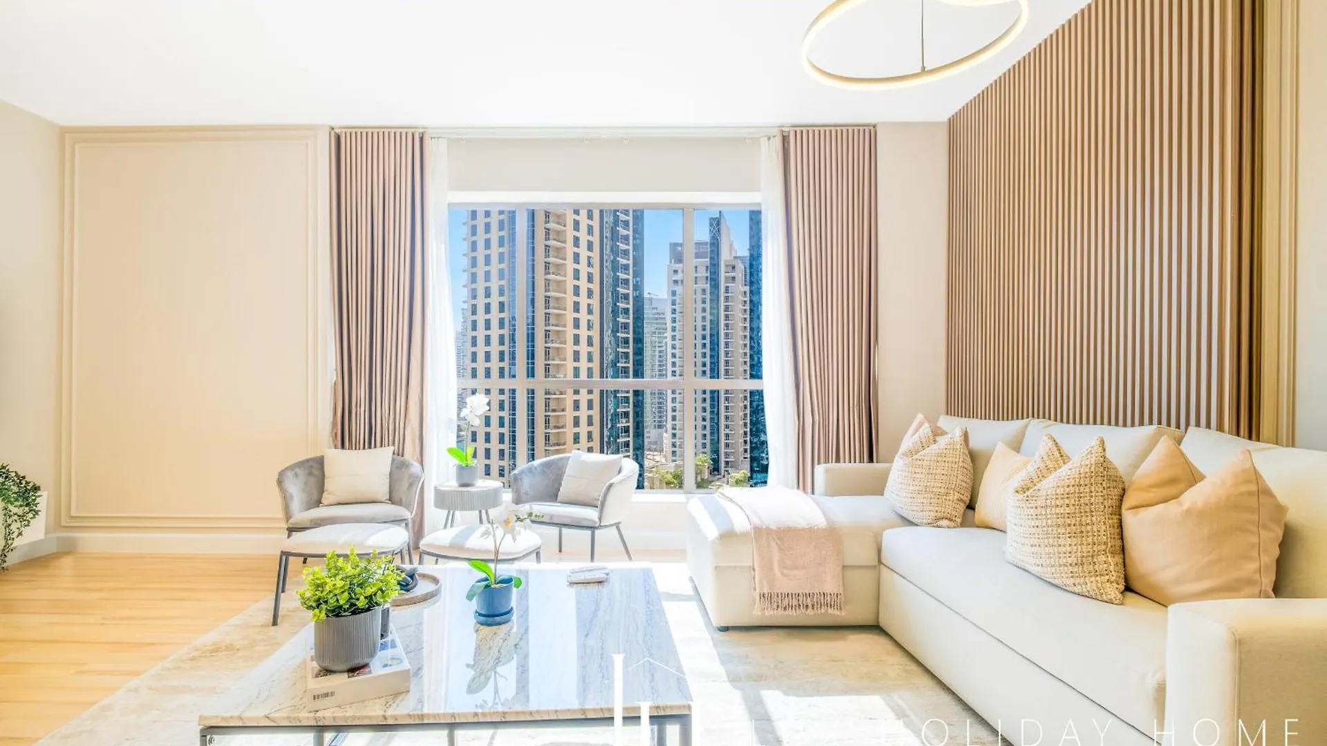 Lux The Luxurious Central Jbr Suite 2 Dubai Apartment